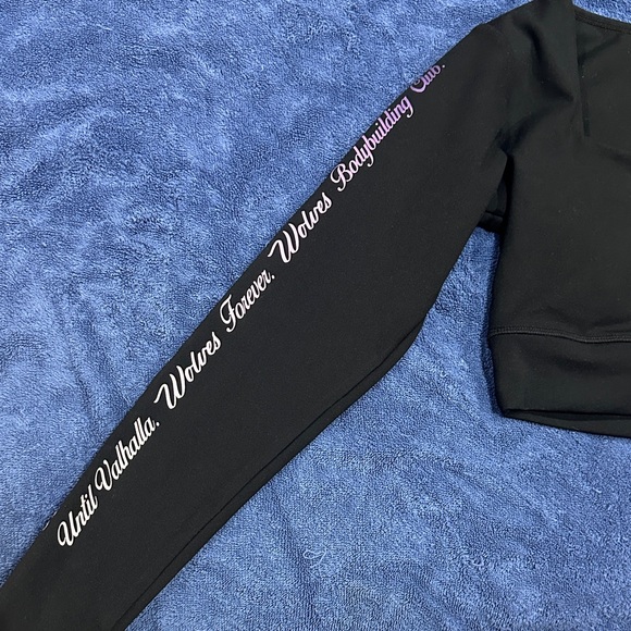 Darc Sport Black Long Sleeve Crop Top - Picture 2 of 4